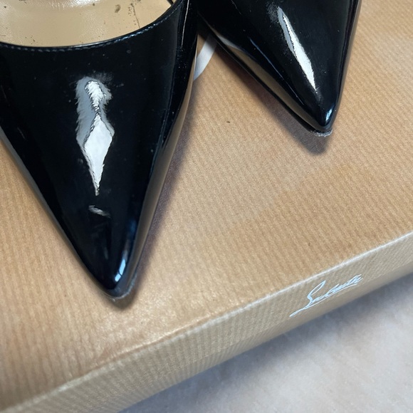 Authentic CHRISTIAN LOUBOUTIN Runway black patent leather pumps - Picture 6 of 9